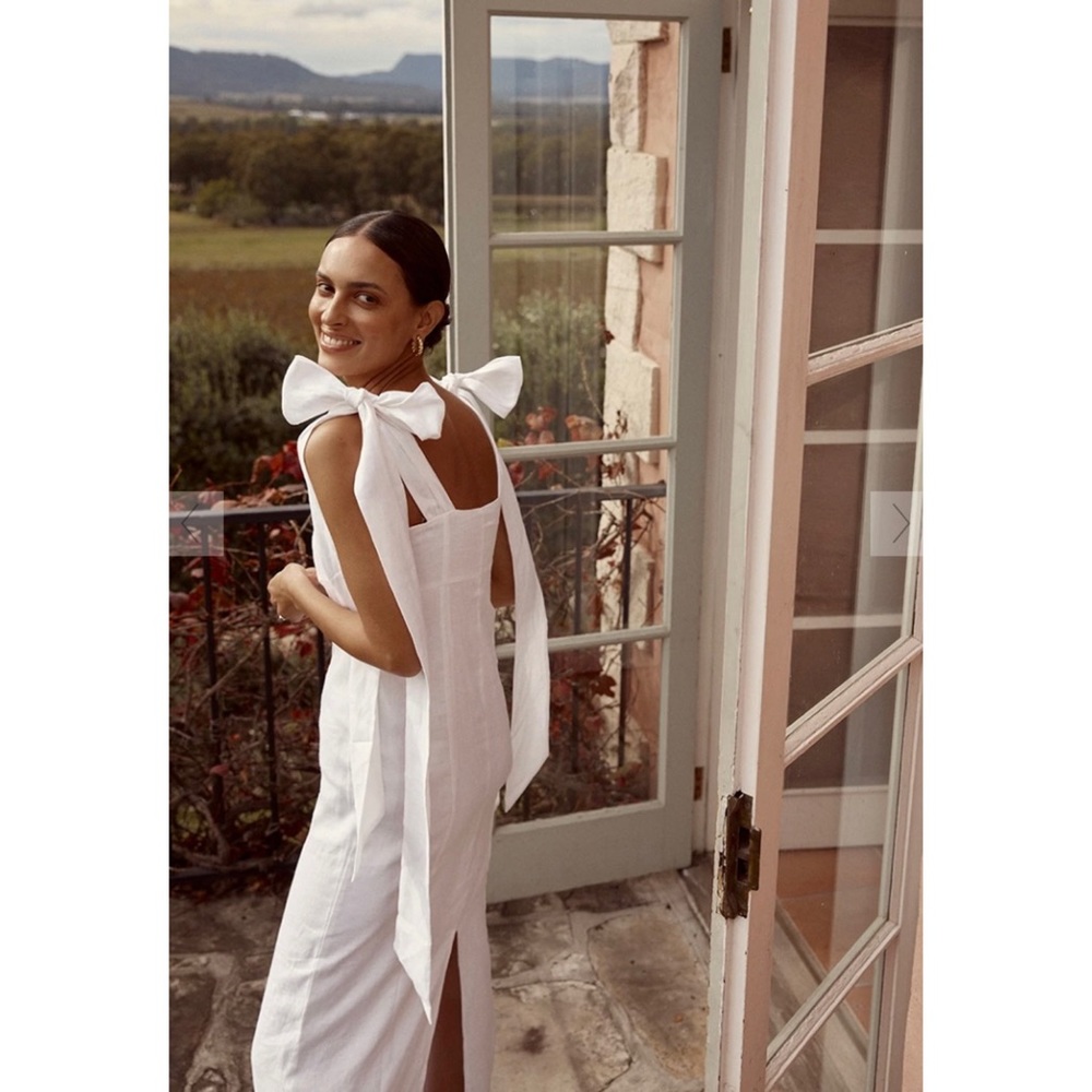 DISSH Aisle White Linen Bow Midi Dress